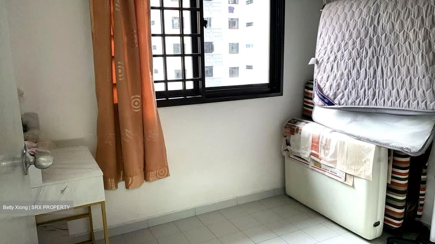Blk 28 New Upper Changi Road (Bedok), HDB 3 Rooms #559725451
